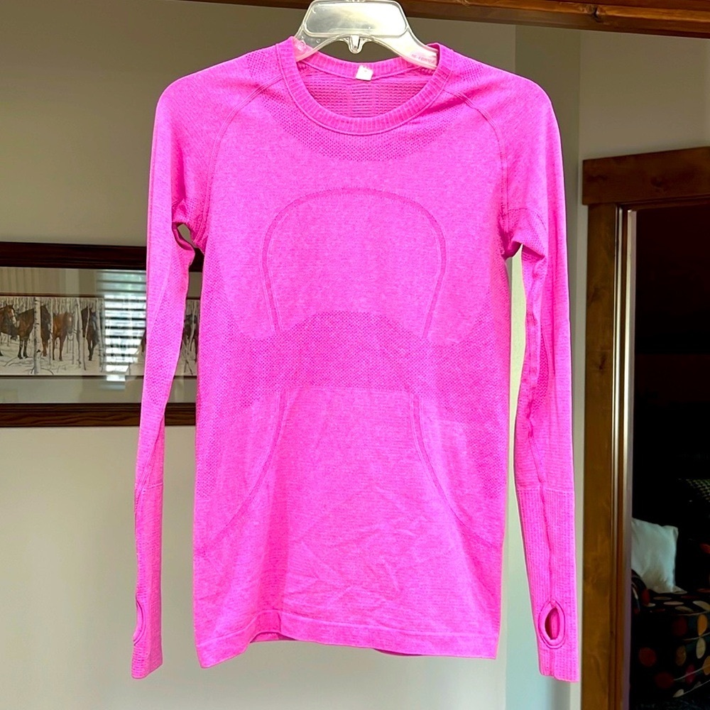 Lululemon Run swiftly long sleeve top.size 6
